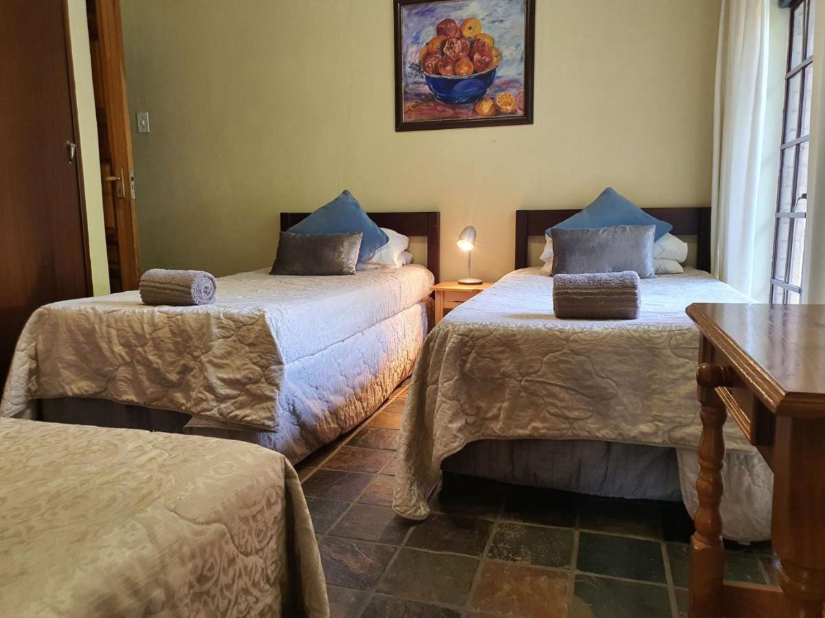 Tamboti House Hotel Malalane Kültér fotó